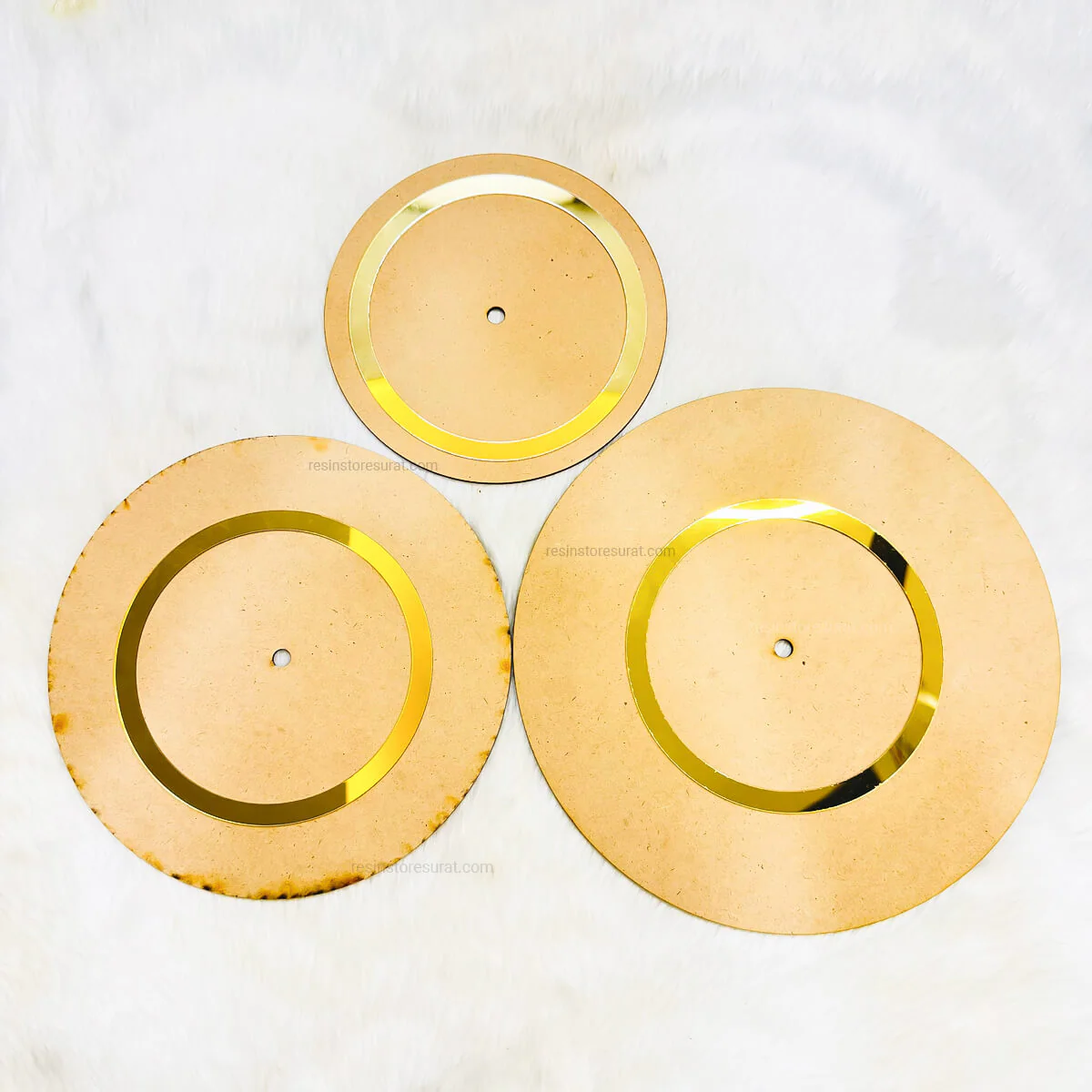 Close base MDF with Gold Acrylic Ring