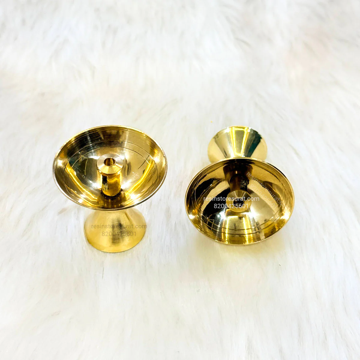 New Metal Diya Golden- 1 Pcs