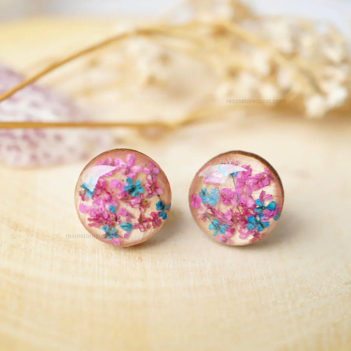 Silver Round Earring Resin Base - 4 pcs - Image 4
