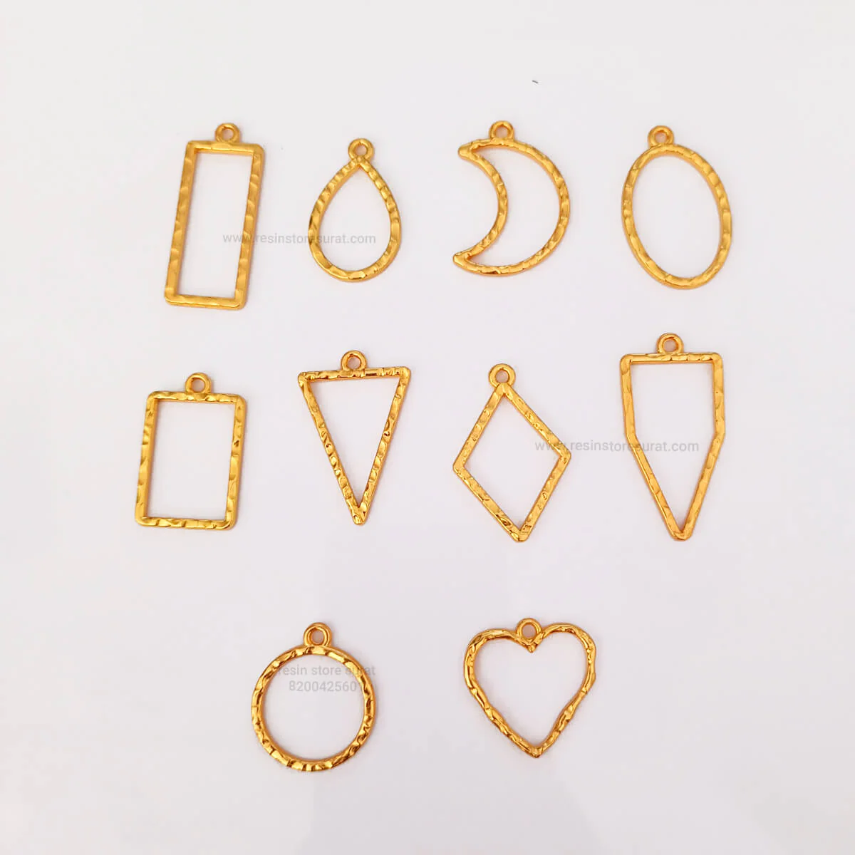 Textured Bezel Set Gold - Image 2